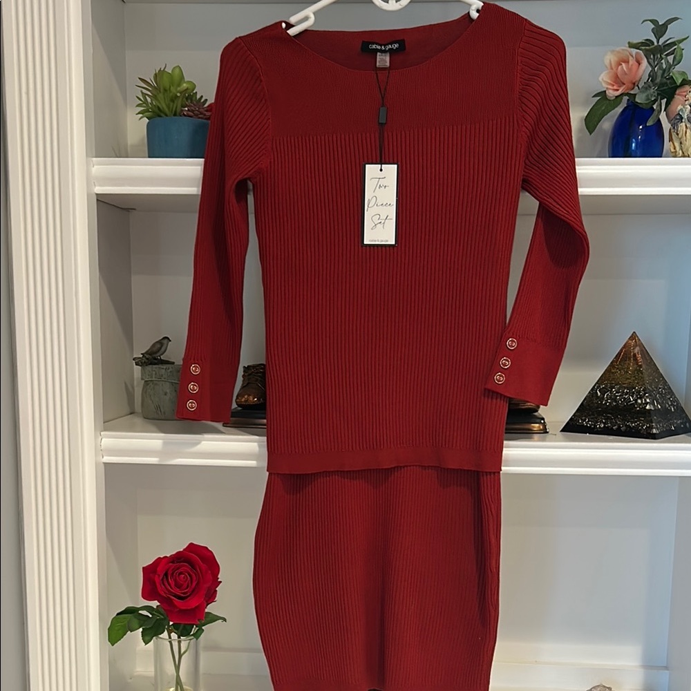 Chic Red Ribbed Two-Piece Set #28 - Picture 4 of 10